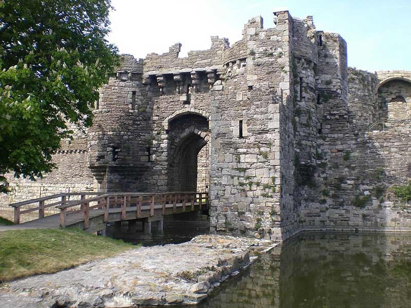 beaumaris-castle