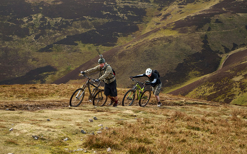 Explore Scotland By Cycling