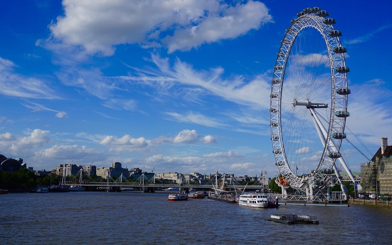 London eye Ferris wheel