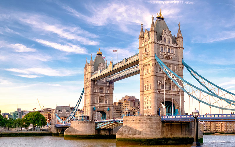 View of the Tower Bridge in London